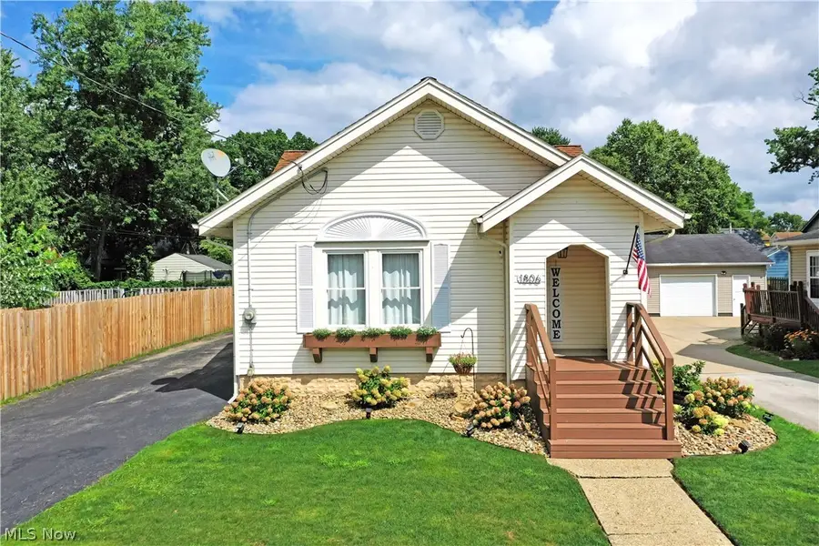 1806 Sheridan Ne Avenue, Warren, OH 44483 - #3