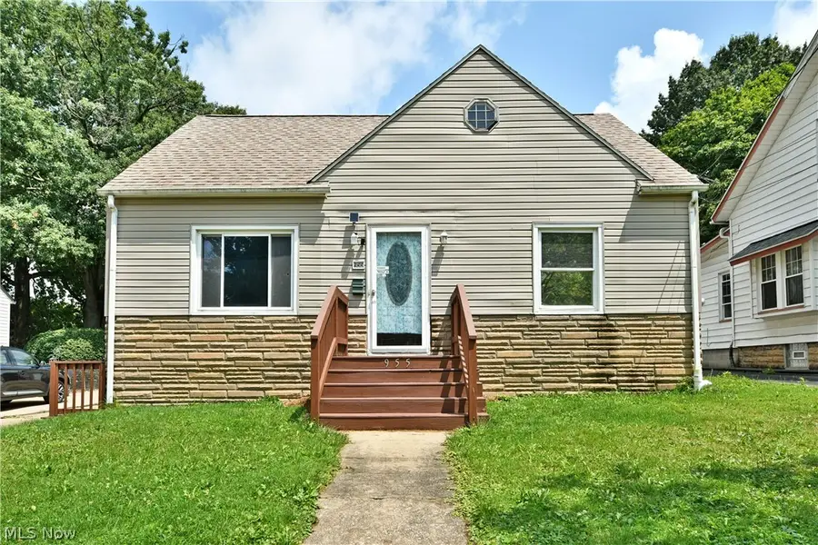 955 Glenwood Ne Street, Warren, OH 44483 - #2