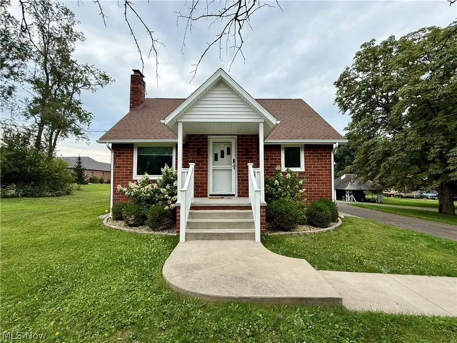 2476 Ravenna Ne Avenue, East Canton, OH 44730 - #3