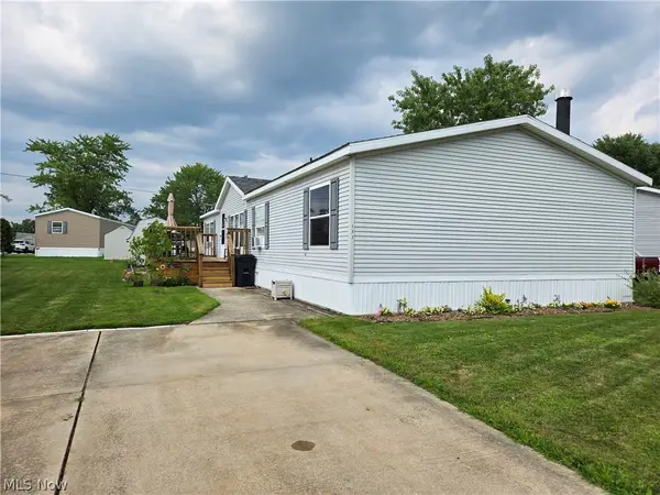 10039 State Route 700 #111, Mantua, OH 44255