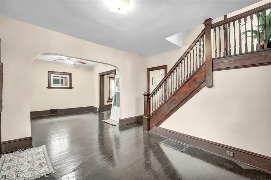 3612 Daisy Avenue, Cleveland, OH 44109 - #3