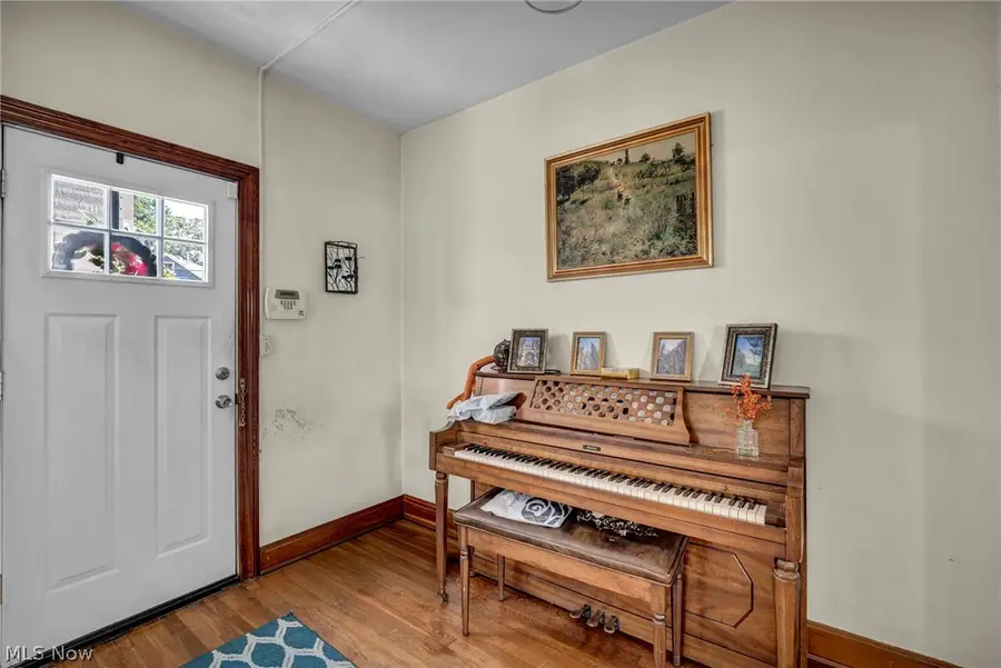852 Starkweather, Cleveland, OH 44113 - #3