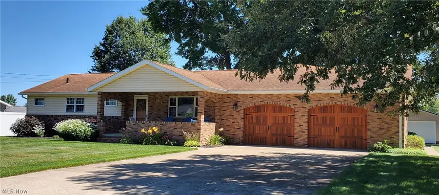 10830 Wilma Ne Avenue, Alliance, OH 44601 - #2