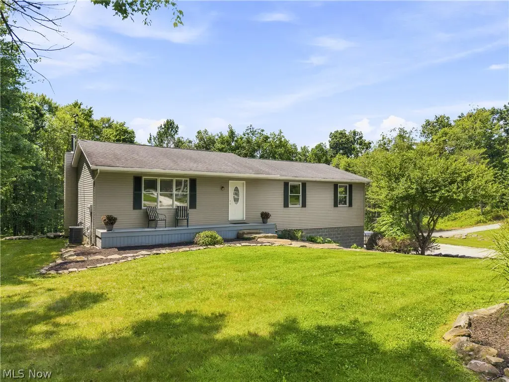 4190 Waynesburg Nw Road, Carrollton, OH 44615 - #1