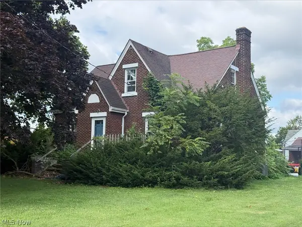 800 Tenney Avenue, Campbell, OH 44405