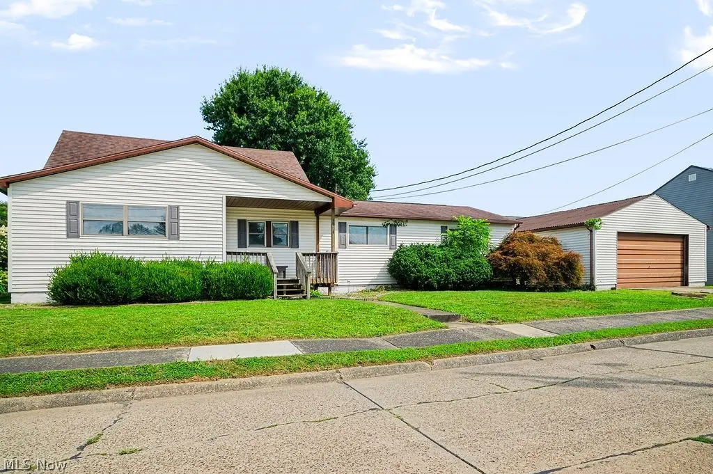 3904 3rd Avenue, Vienna, WV 26105 - #1
