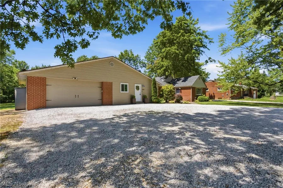 1846 Edwards Drive, Akron, OH 44306 - #3