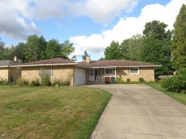 7270 Lakeview Drive, Parma, OH 44129