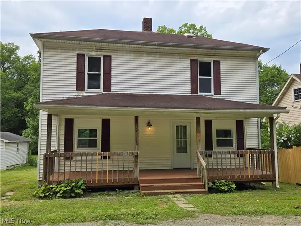 153 Ridgewood Drive, Amsterdam, OH 43903
