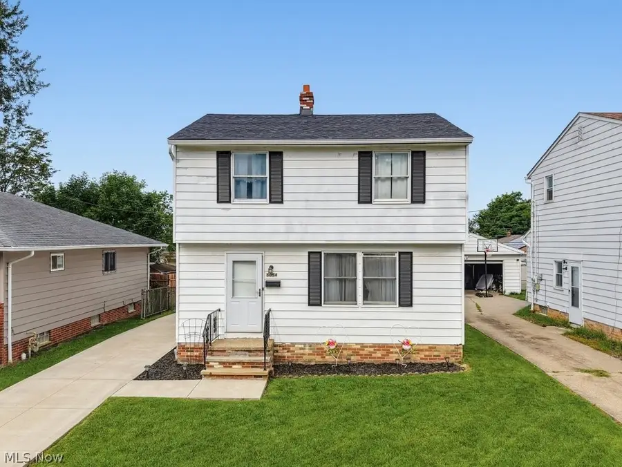 5054 Joseph Street, Maple Heights, OH 44137 - #2
