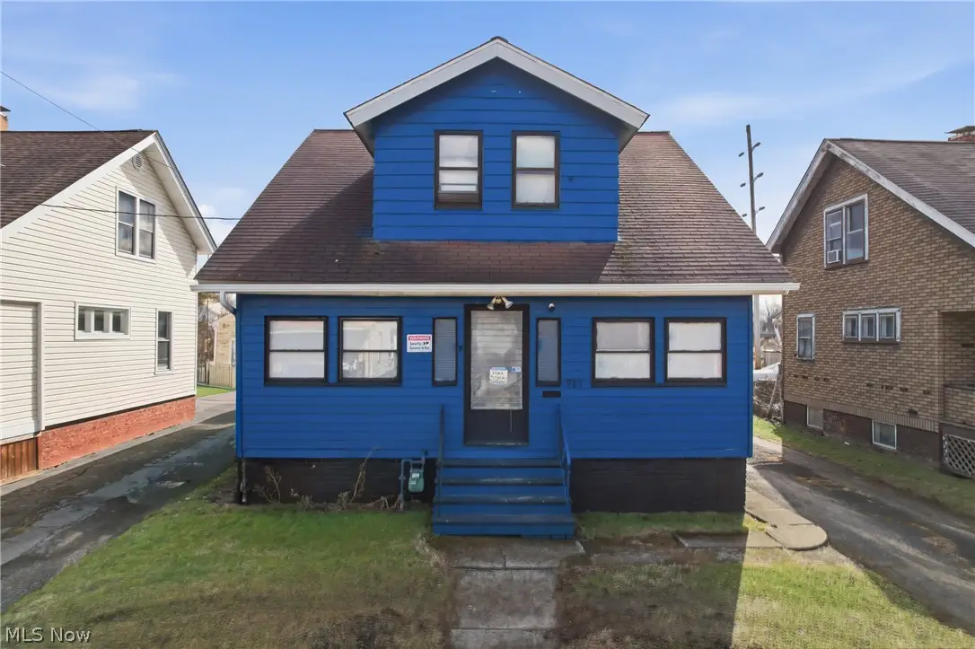 983 Garden Nw Street, Warren, OH 44485 - #1