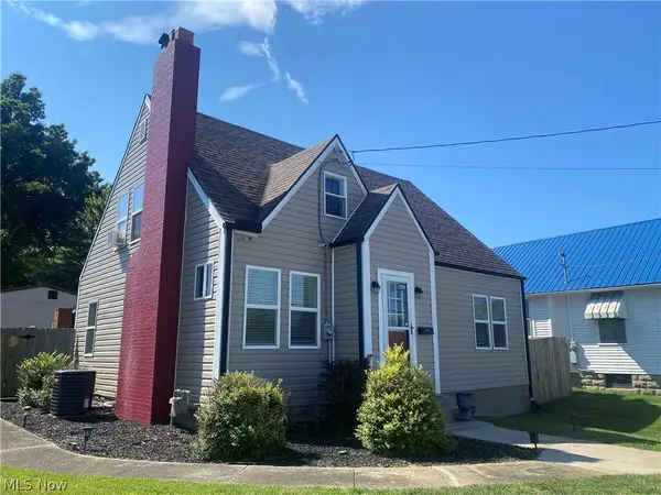 2710 Emerson Avenue, Parkersburg, WV 26104