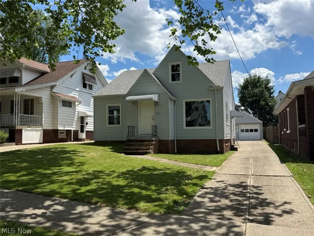 8314 Vineyard Avenue, Cleveland, OH 44105 - #1
