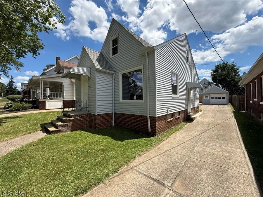 8314 Vineyard Avenue, Cleveland, OH 44105 - #3