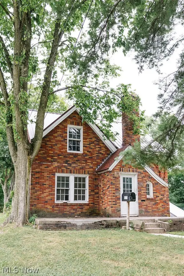 472 W 6th Street, Mansfield, OH 44903