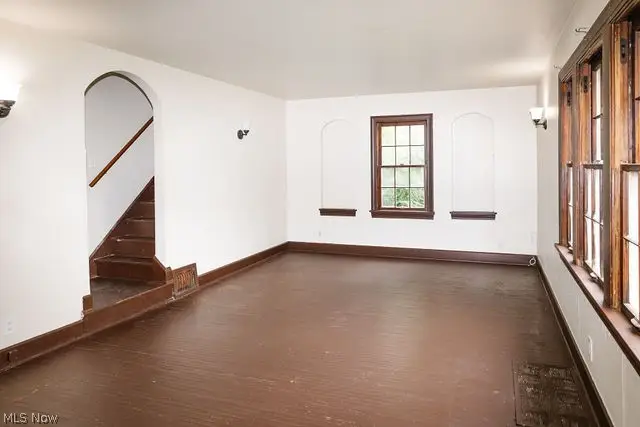 472 W 6th Street, Mansfield, OH 44903 - #3