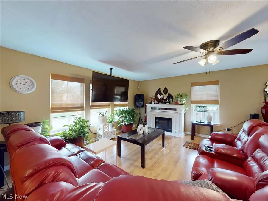 2147 Tucks Track Drive, Cleveland, OH 44102 - #3