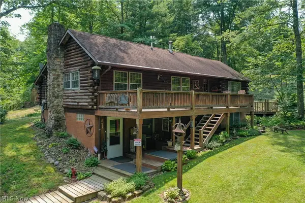 3239 Salineville Ne Road, Carrollton, OH 44615