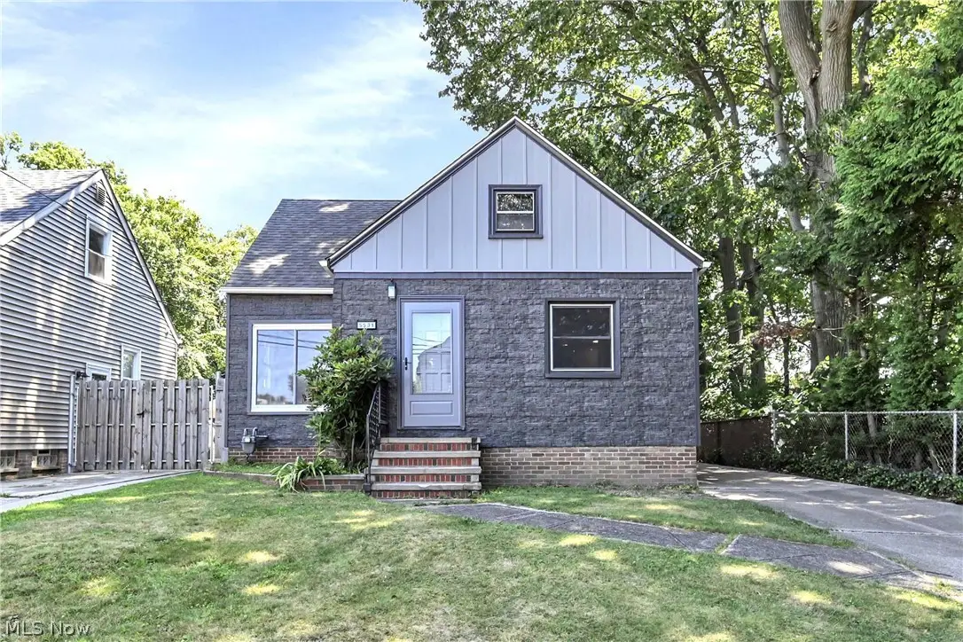 5531 W 48th Street, Parma, OH 44134 - #1