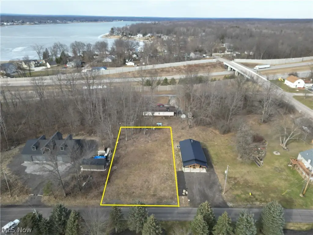 Milton Avenue, Lake Milton, OH 44429 - #1