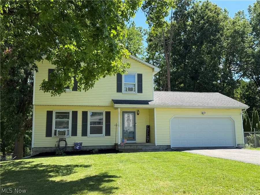 4791 Warwick S Drive, Canfield, OH 44406 - #2