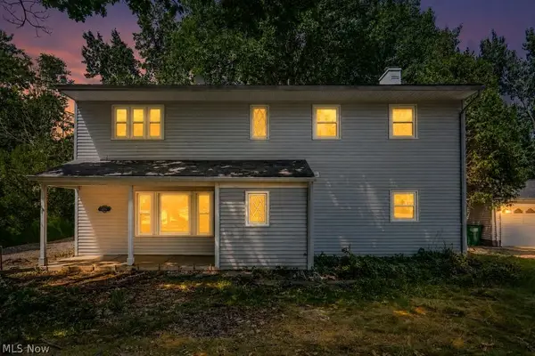 2758 Oak Street, Willoughby Hills, OH 44094