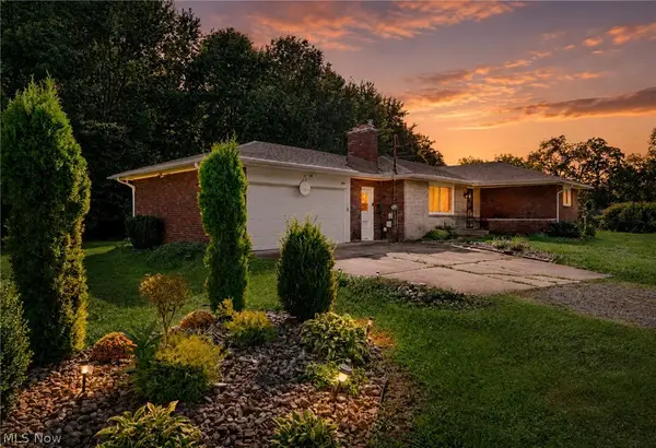 2441 Stocker Avenue, Youngstown, OH 44505
