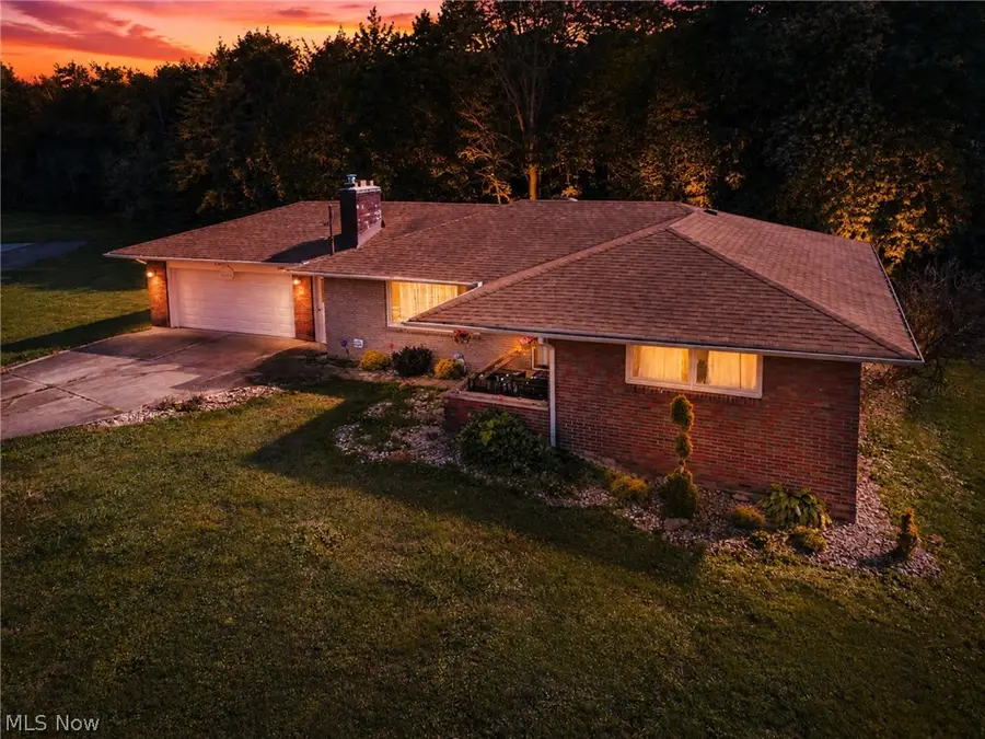 2441 Stocker Avenue, Youngstown, OH 44505 - #2
