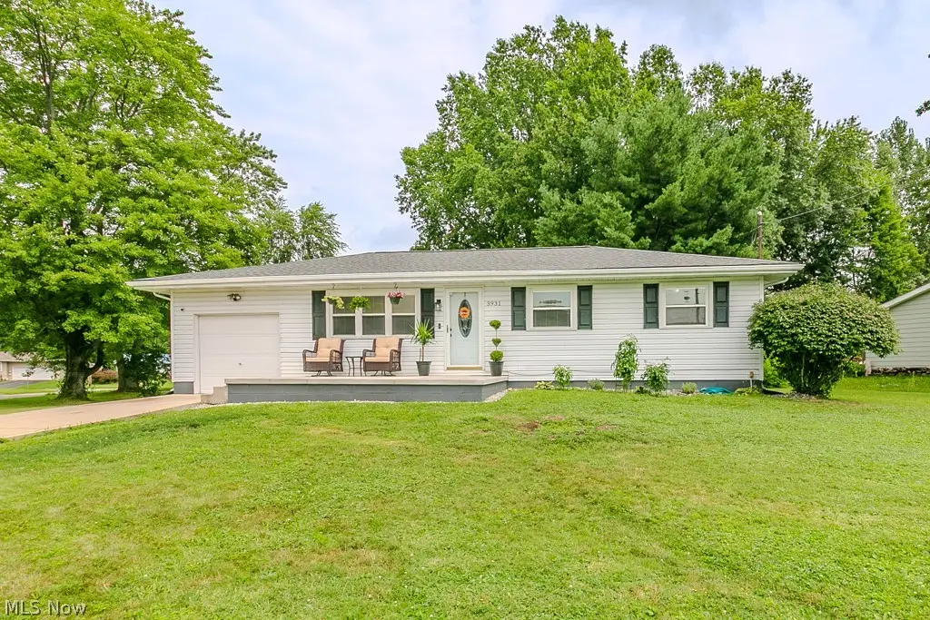 3931 Adrian Se Drive, Warren, OH 44484 - #1