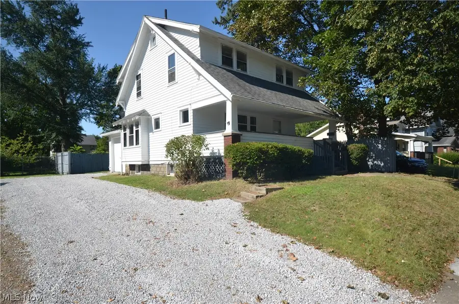 928 Delia Avenue, Akron, OH 44320 - #2