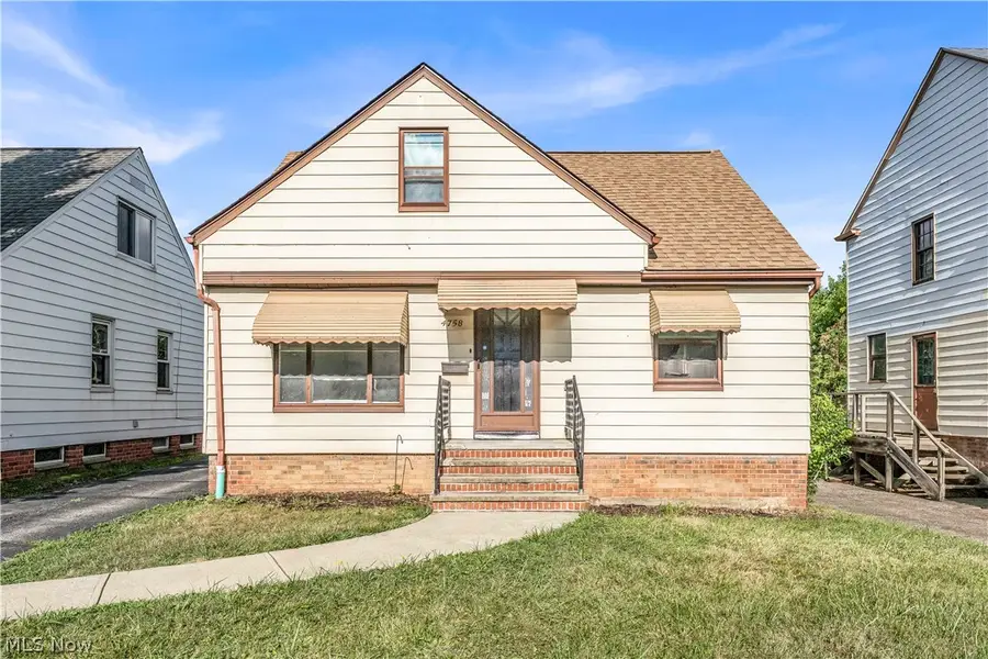 4758 E 88th Street, Garfield Heights, OH 44125 - #2