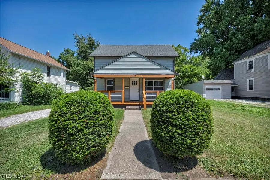 1007 Lake Avenue, Elyria, OH 44035 - #2