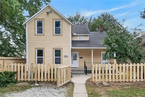 3925 Bridge Avenue, Cleveland, OH 44113