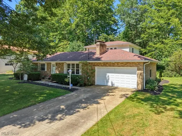 3167 Stanley Road, Fairlawn, OH 44333