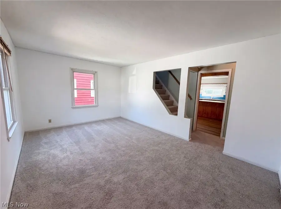 841 Chinook Avenue, Akron, OH 44305 - #3