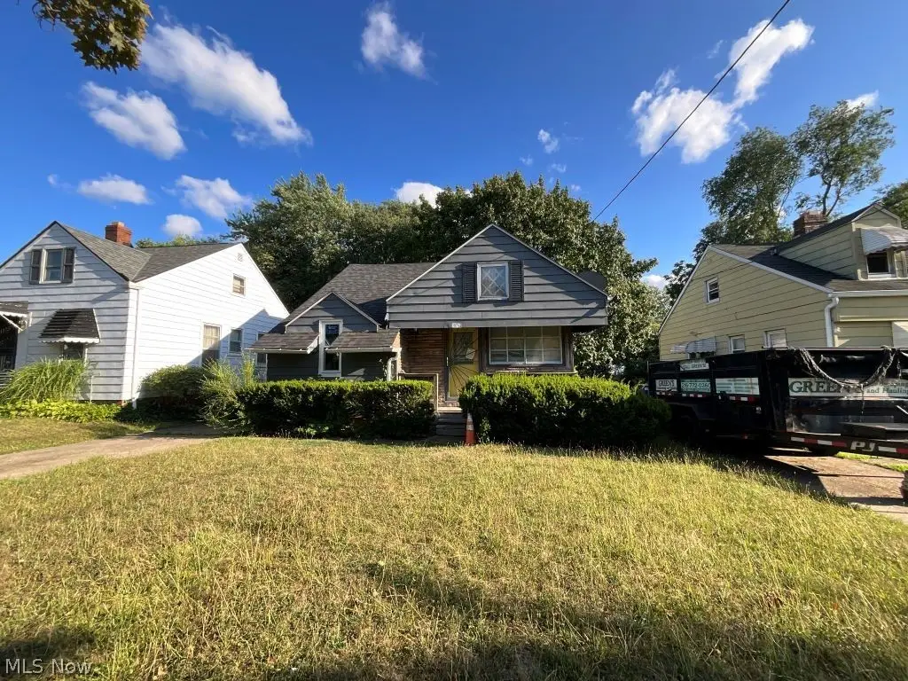 15712 Westview Avenue, Cleveland, OH 44128 - #1