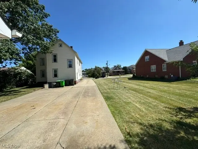 1370 Bellview Street, Wickliffe, OH 44092 - #3