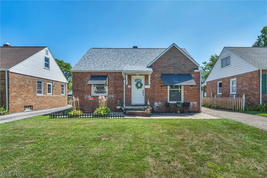 2515 9th Street, Cuyahoga Falls, OH 44221 - #2