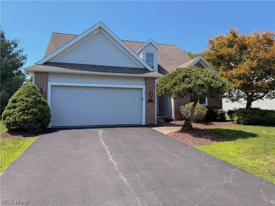 90 Lake Pointe Circle, Canfield, OH 44406 - #2