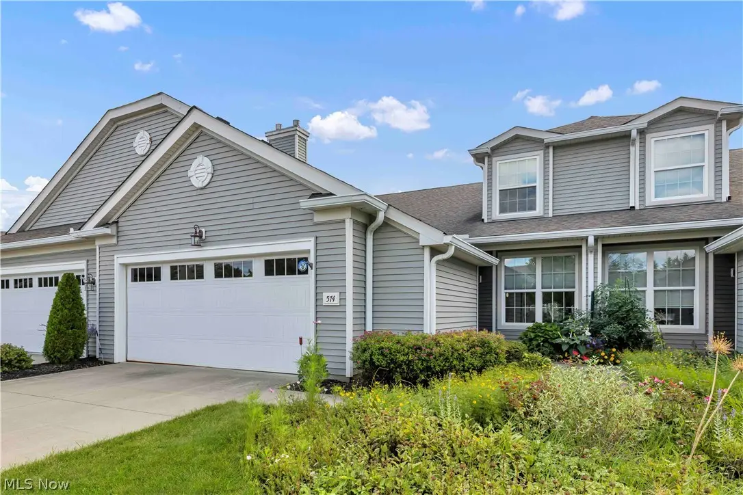 574 Hyannis Port Circle, Avon Lake, OH 44012 - #1