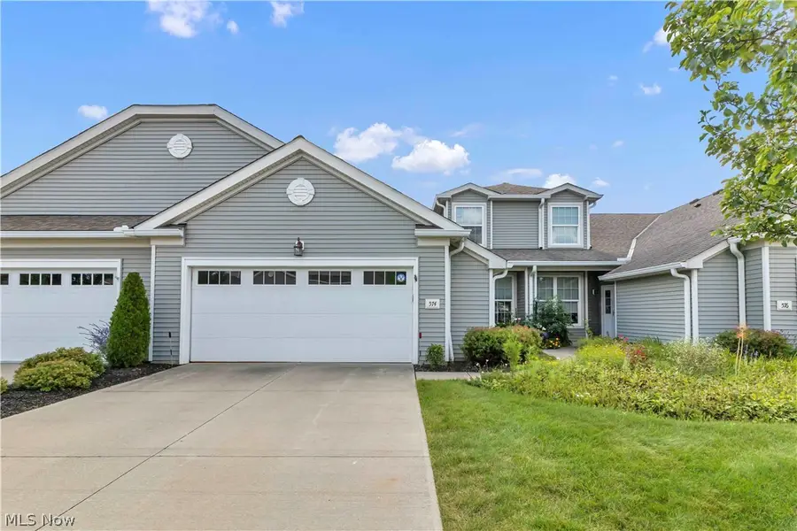 574 Hyannis Port Circle, Avon Lake, OH 44012 - #2