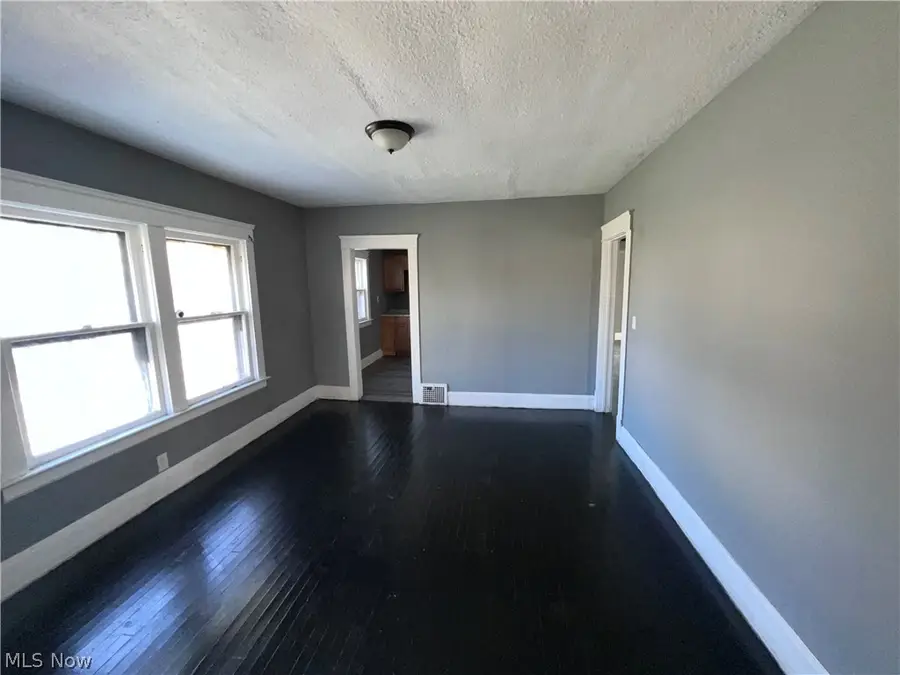 4291 E 114th Street, Cleveland, OH 44105 - #3