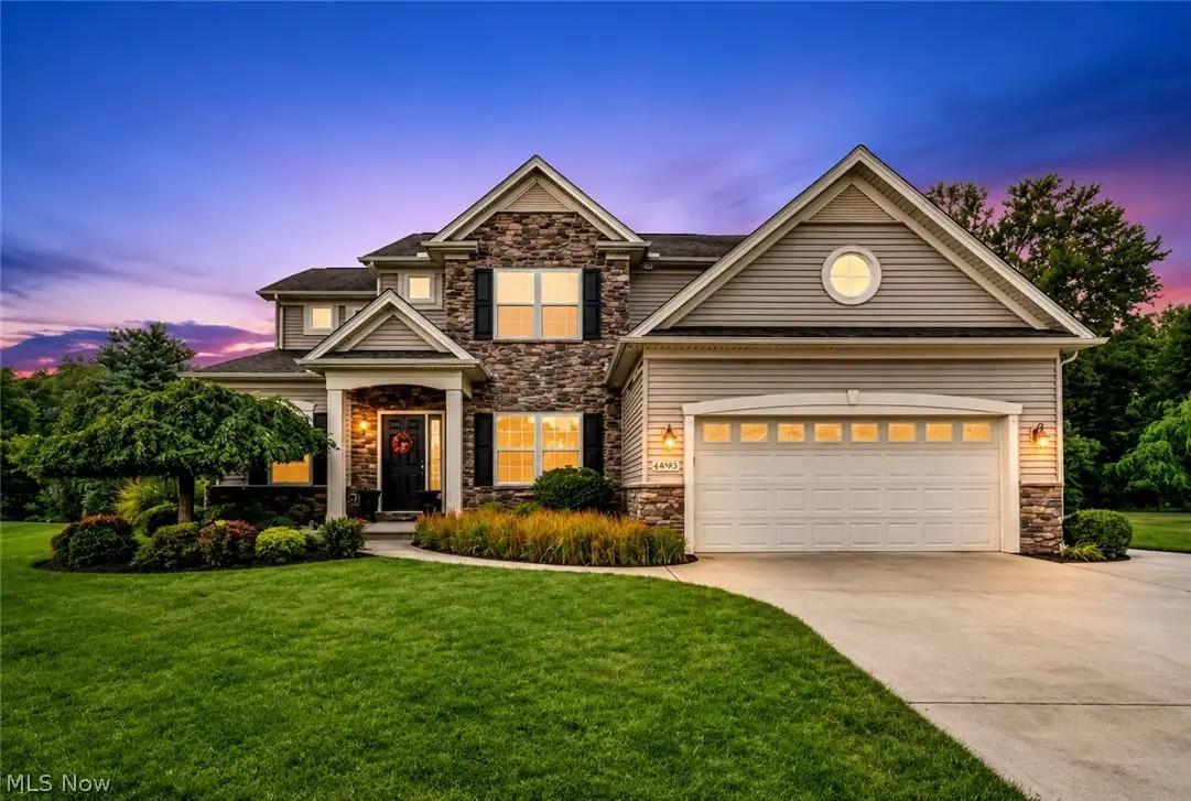 8006 Dovegate Circle, Mentor, OH 44060 - #1