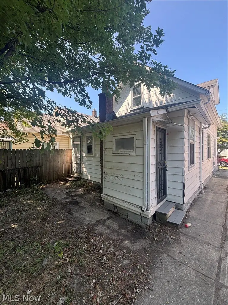 3423 Storer Avenue, Cleveland, OH 44109 - #2