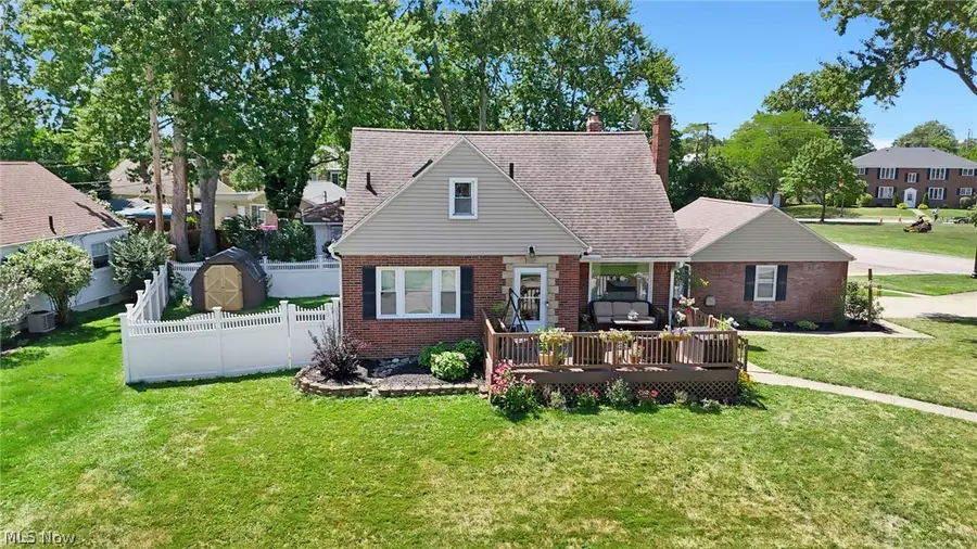2218 20th Street, Cuyahoga Falls, OH 44223 - #2