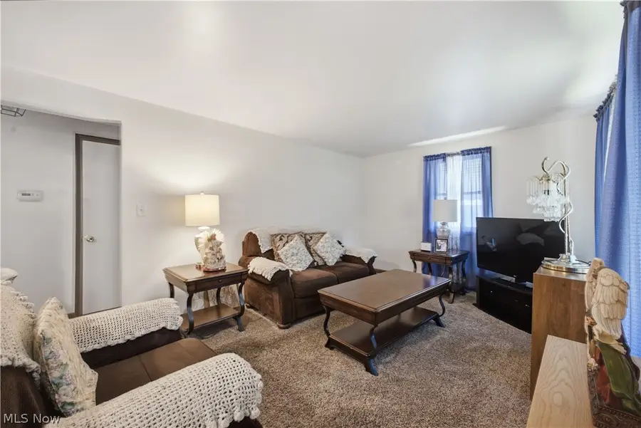 1428 Youll Street, Niles, OH 44446 - #3
