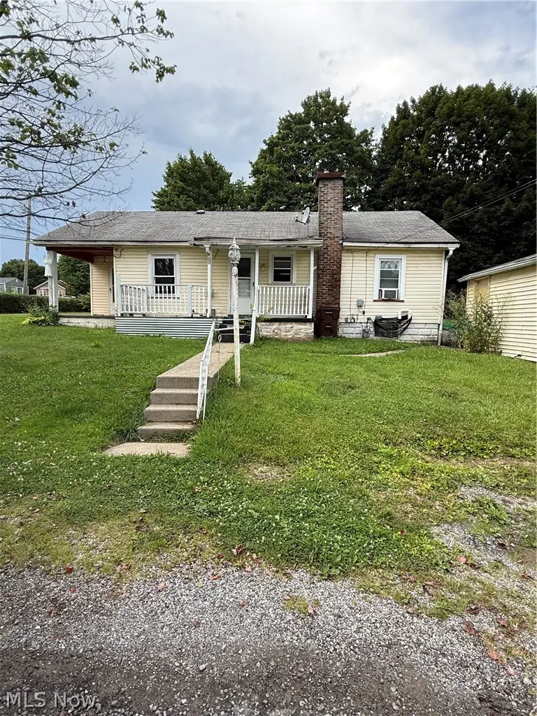 2410 Lisbon St, East Liverpool, OH 43920 - #2