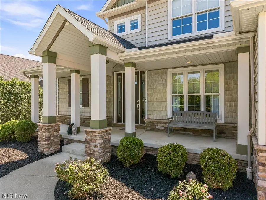 3610 Lake Center Nw Street, Uniontown, OH 44685 - #2