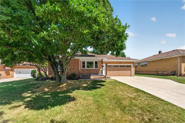 23543 Angela Drive, Warrensville Heights, OH 44128