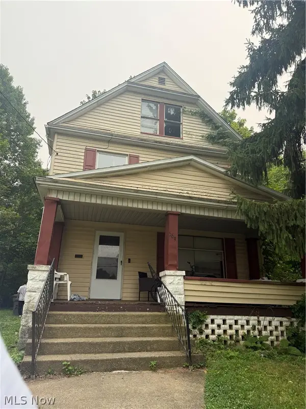 565 W Chalmers Avenue, Youngstown, OH 44511